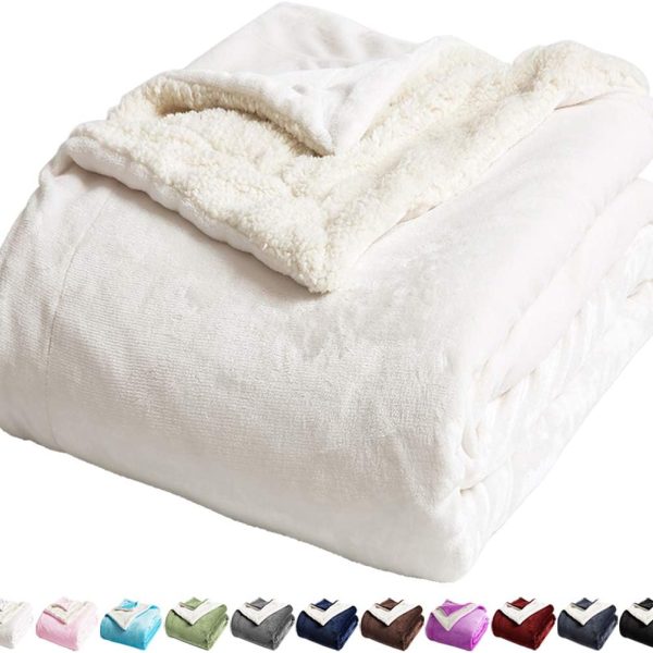 Ultra-Soft And Warm Double-Sided Velvet-Texture Throw