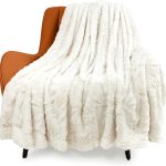 Soft And Luxurious Double-Sided Fluffy Long-Pile Throw