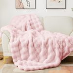Cute, Soft, Thickened, And Warm Plush Throw
