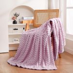 Ultra-Soft And Comfortable 3d Jacquard Flannel Throw
