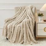Soft, Lightweight, Portable, And Warm Gift Throw